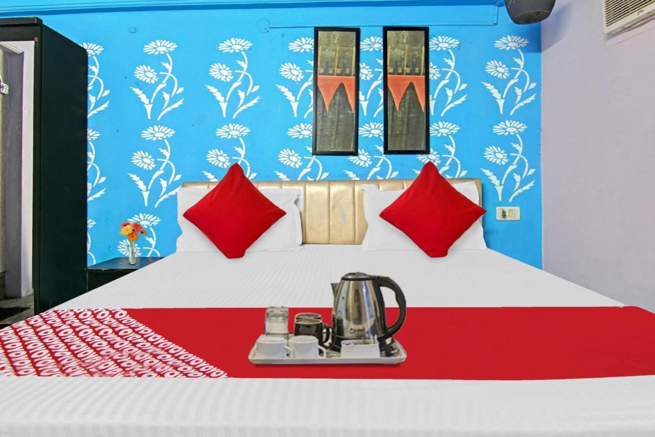 Flagship Hotel Decent Stay Near Pvr Vikaspuri Delhi Nueva Delhi Exterior foto