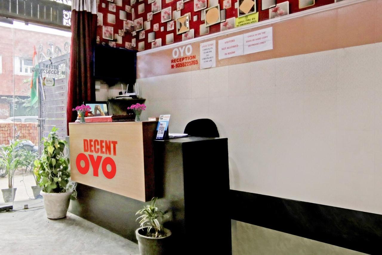 Flagship Hotel Decent Stay Near Pvr Vikaspuri Delhi Nueva Delhi Exterior foto