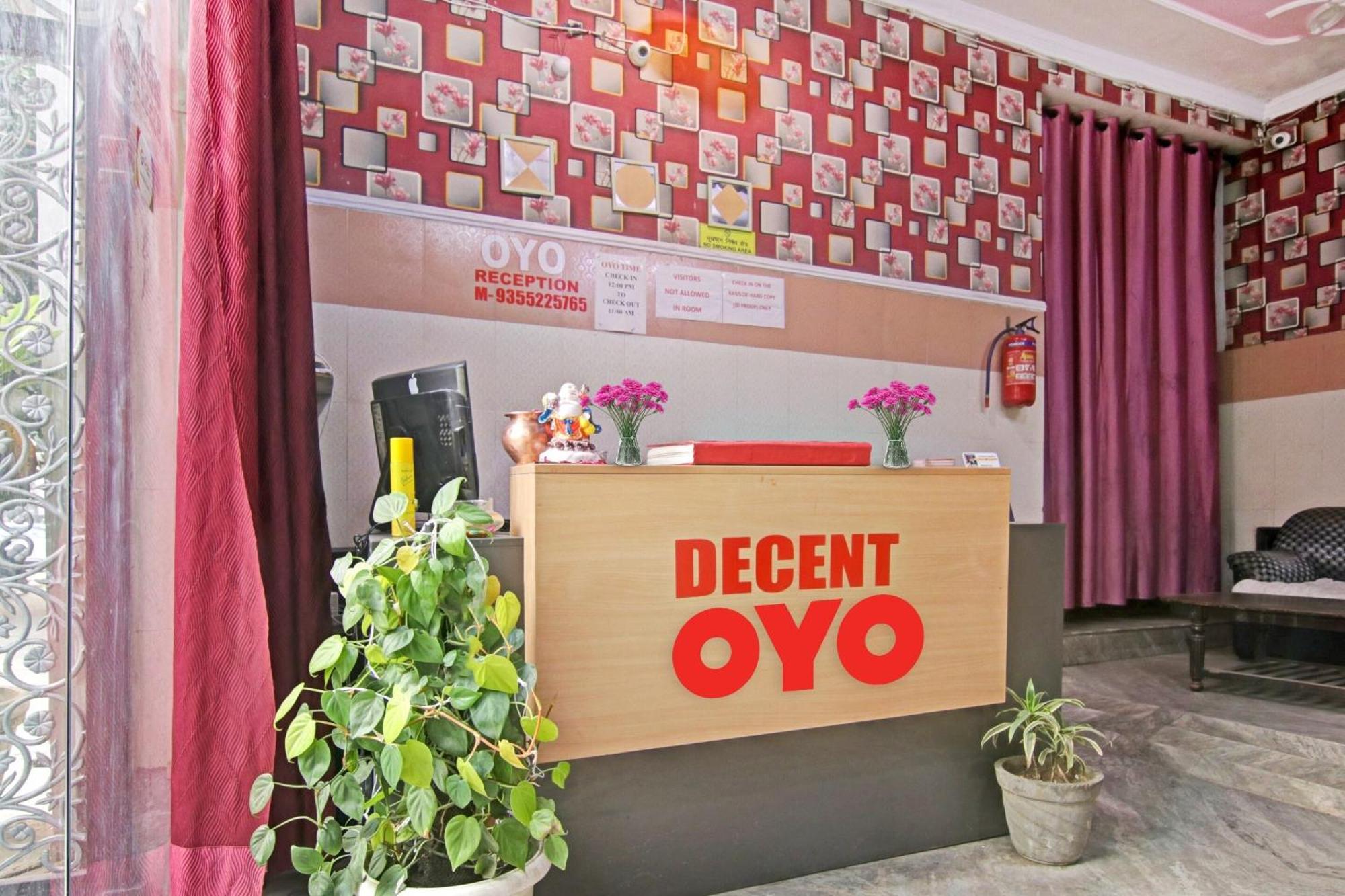 Flagship Hotel Decent Stay Near Pvr Vikaspuri Delhi Nueva Delhi Exterior foto
